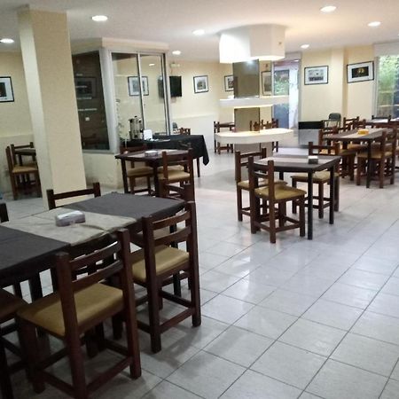 马德普拉塔奥玛商务酒店 外观 照片