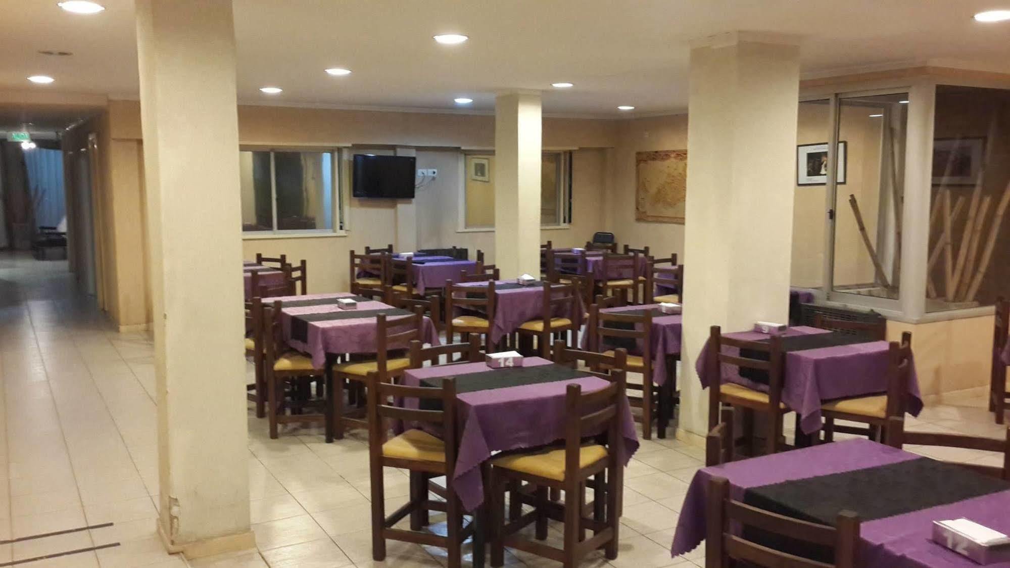 马德普拉塔奥玛商务酒店 外观 照片